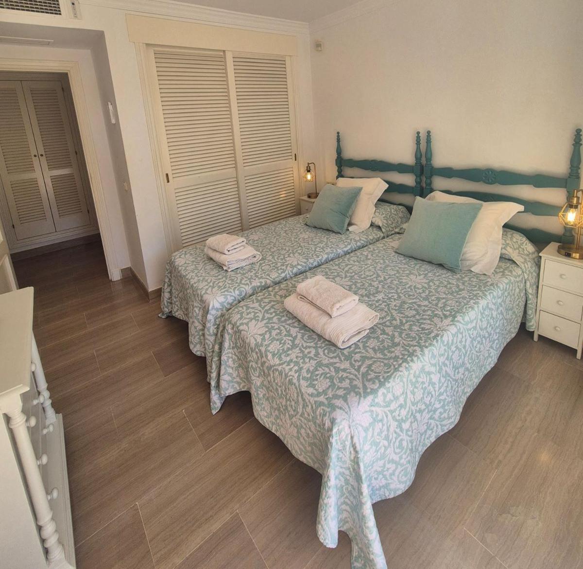 Hacienda Playa Elviria 300 M Playa,Jardin , 2 Hab ,Marbella Apartment Exterior foto